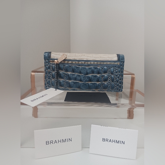 NWT Brahmin - Ady Wallet Mindful Grey Acoustic Wallet - Picture 4 of 10